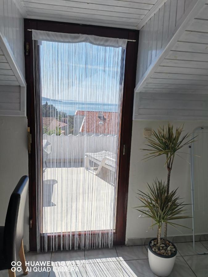 Albert Apartaments Krk Krk Town Bagian luar foto